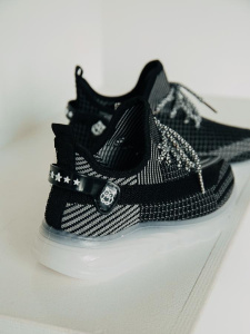 Кроссовки жен. ZM27-GD black  (39р)